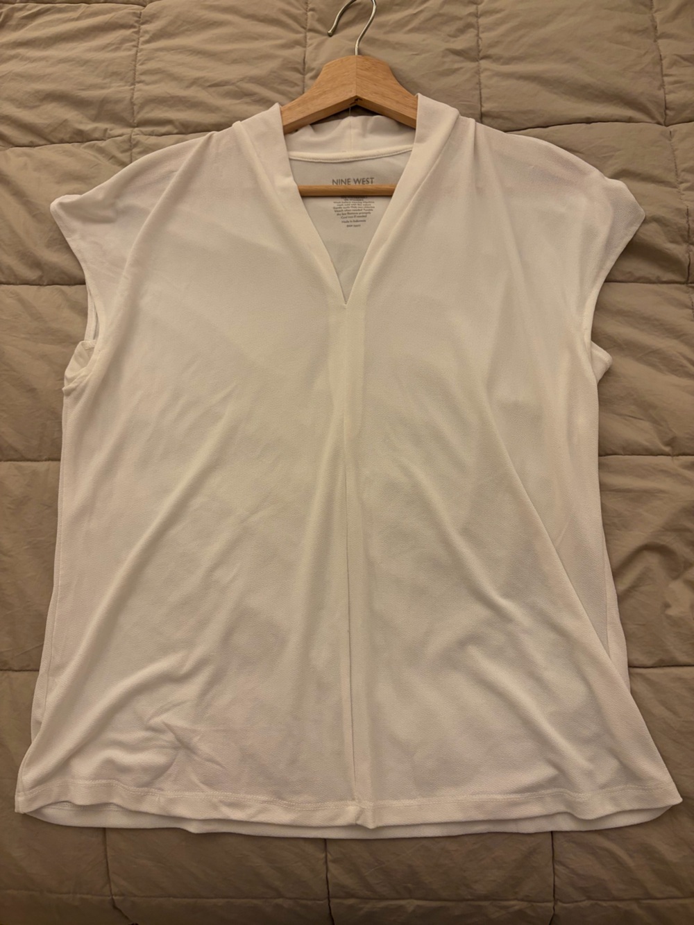 Nine West Cream V-Neck Top